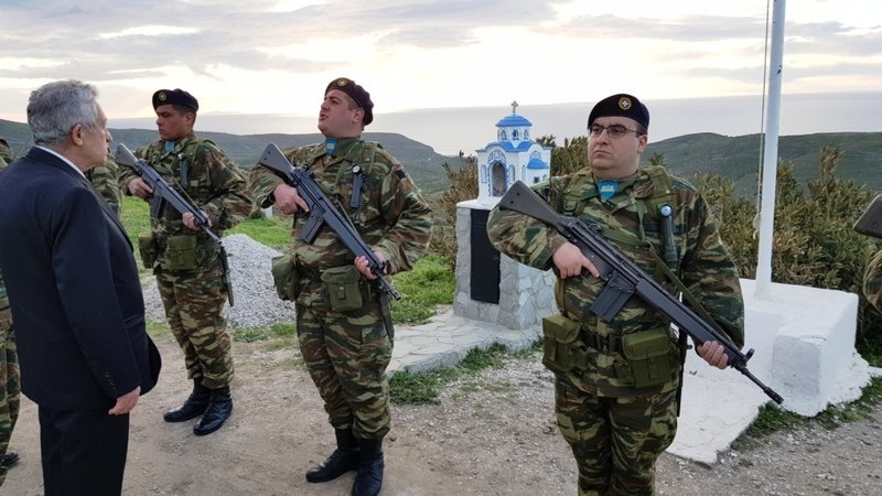 Στον ακριτικό Aϊ Στράτη ο Κουβέλης -«Εδώ υπερασπίζονται την ακεραιότητα της χώρας» [εικόνες] | iefimerida.gr 7