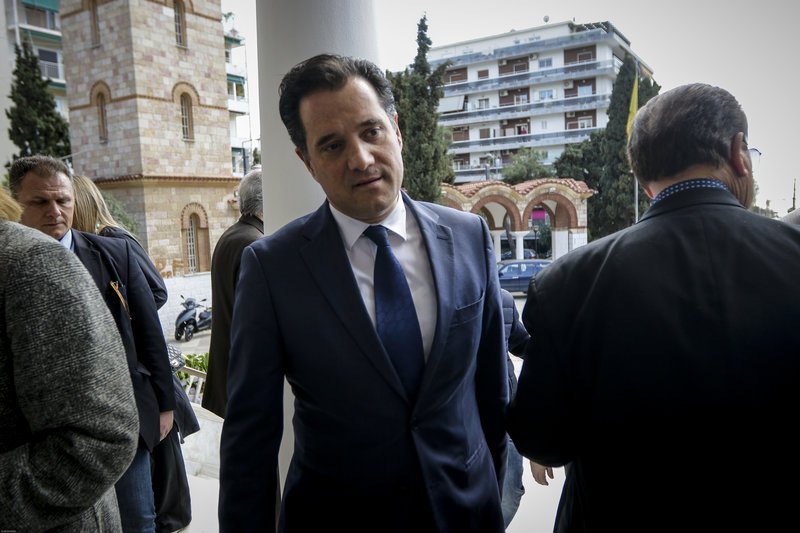 Ηταν όλοι εκεί για το τελευταίο αντίο στον Χρήστο Πασαλάρη [εικόνες] | iefimerida.gr 6