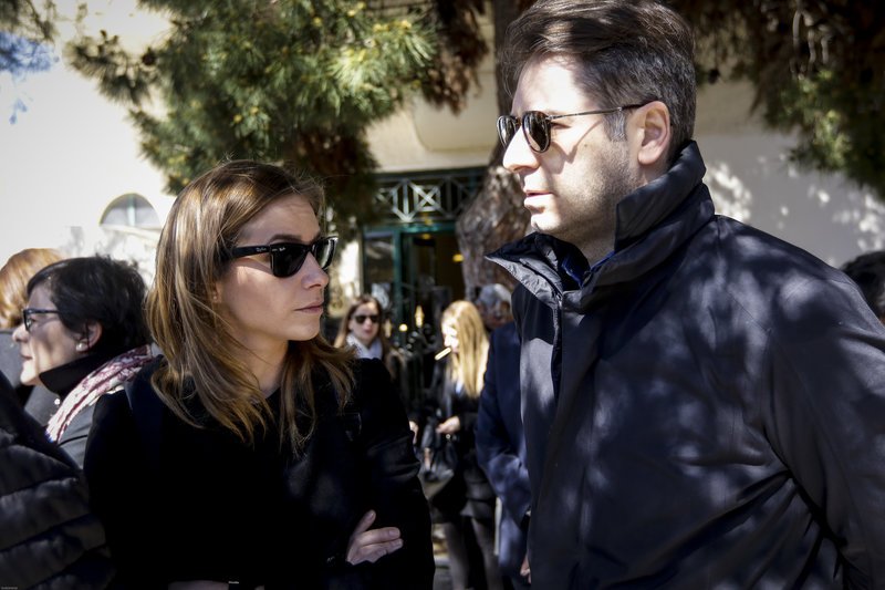 Ολοι οι ηθοποιοί στο τελευταίο αντίο στον Χρήστο Σιμαρδάνη [εικόνες] | iefimerida.gr 28