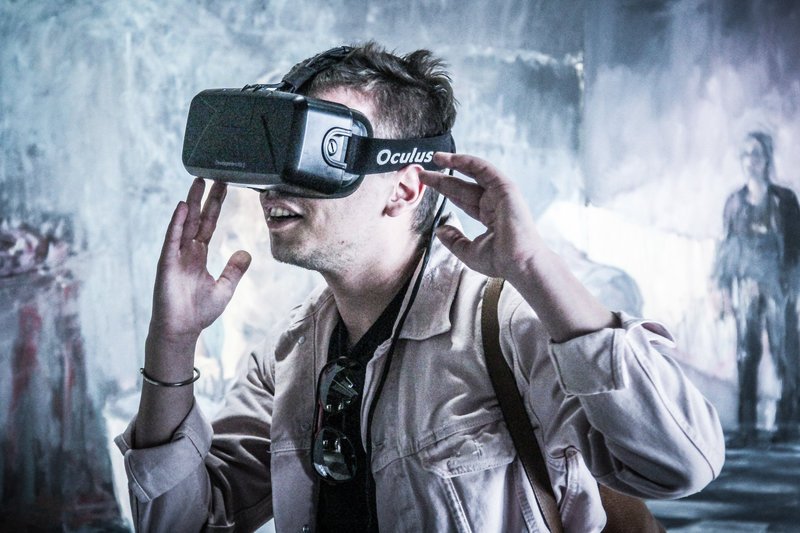 The Walking Dead: Η σειρά φαινόμενο σε μία έκθεση-τέχνης στο Ωδείο Αθηνών [εικόνες] | iefimerida.gr 2