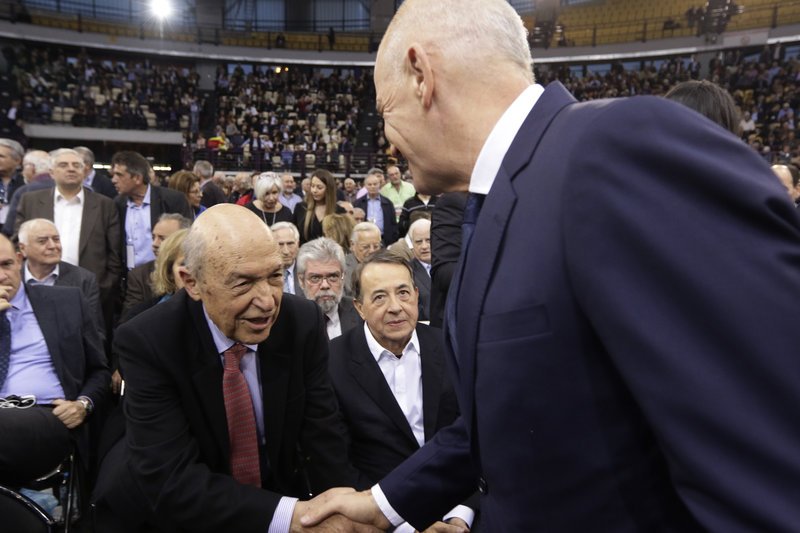 Οσα έγιναν στο συνέδριο του Κινήματος Αλλαγής: Πολιτικά φλερτ, χειροκροτήματα, αποδοκιμασίες [εικόνες&βίντεο] | iefimerida.gr 15