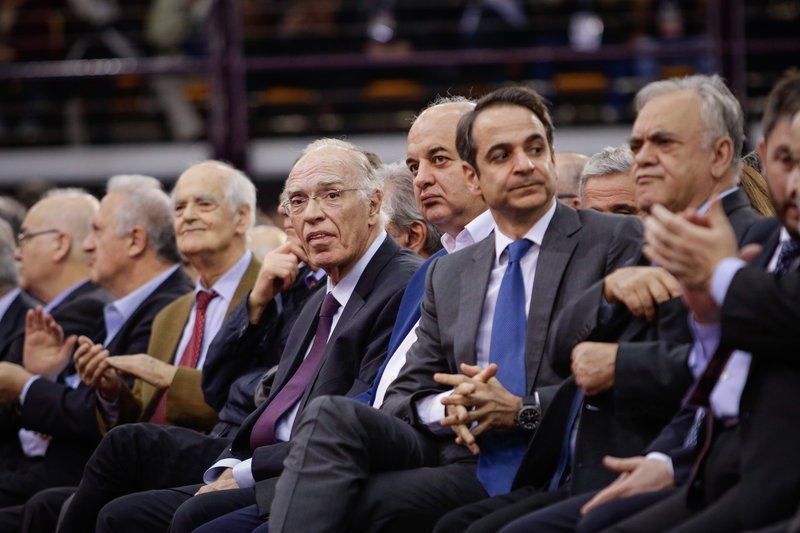 Οσα έγιναν στο συνέδριο του Κινήματος Αλλαγής: Πολιτικά φλερτ, χειροκροτήματα, αποδοκιμασίες [εικόνες&βίντεο] | iefimerida.gr 4