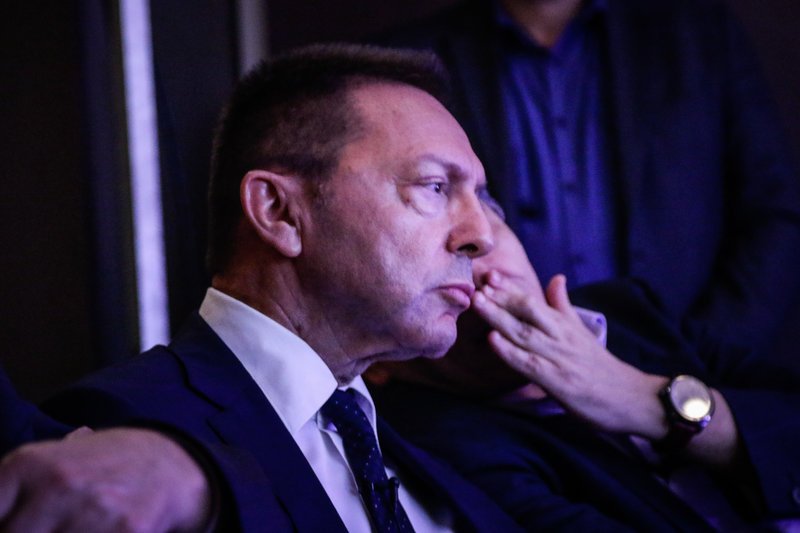 Καρφιά Στουρνάρα-Τσακαλώτου: «Θα τρίζουν τα κόκαλα των καθηγητών σου» [εικόνες] | iefimerida.gr 5