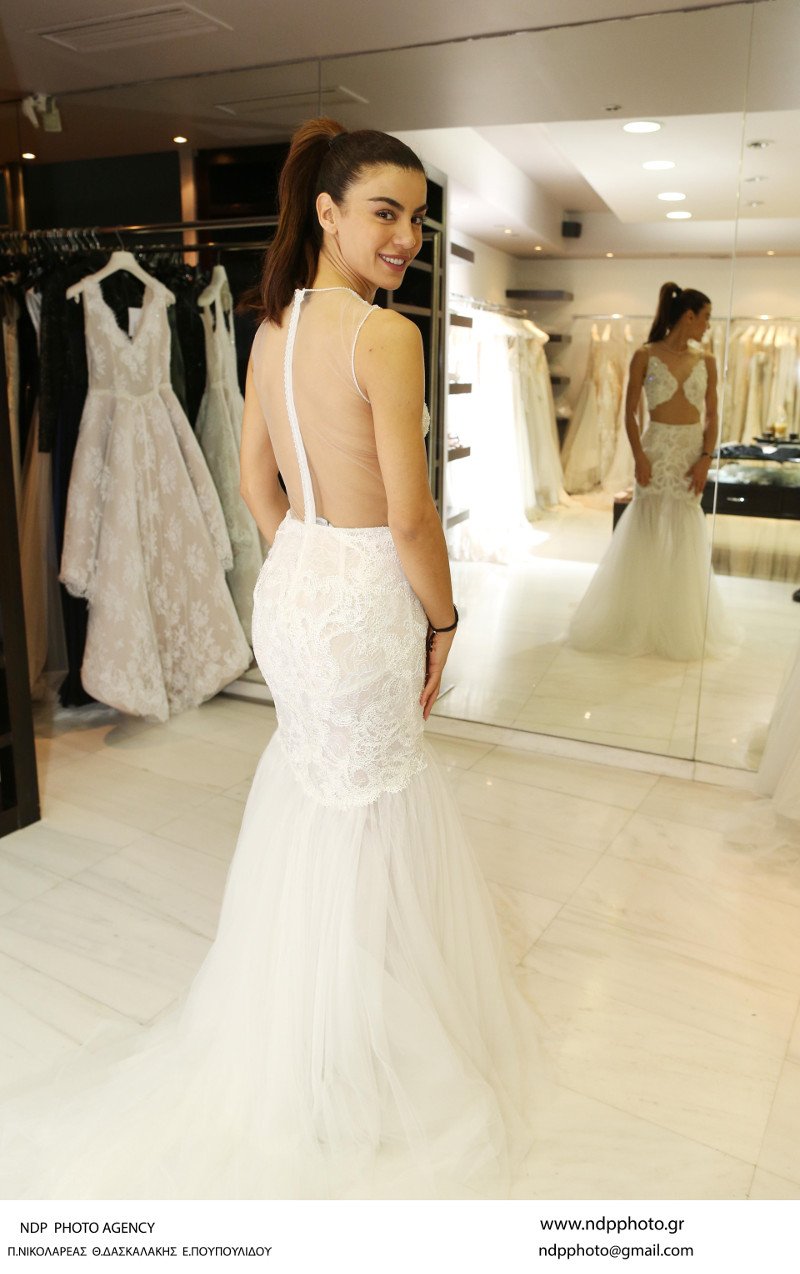 Πρόβα νυφικού για την Ειρήνη Παπαδοπουλου [εικόνες] | iefimerida.gr 2