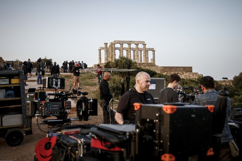 Καρέ καρέ τα γυρίσματα του BBC στο Σούνιο -Επιασαν δουλειά από το ξημέρωμα [εικόνες] | iefimerida.gr 10