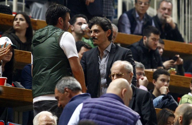 Ο Δημήτρης Γιαννακόπουλος στο ΟΑΚΑ, παρά την απαγόρευση εισόδου [εικόνες] | iefimerida.gr 2