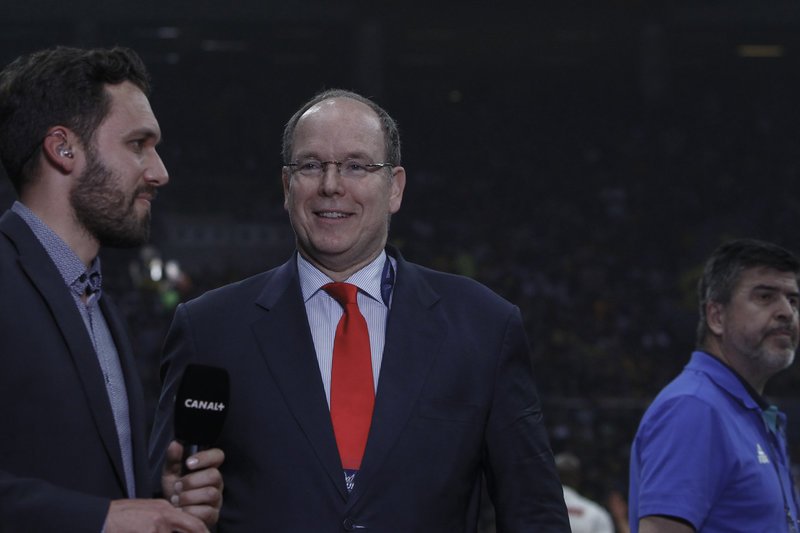 Στις κερκίδες του ΟΑΚΑ για το ΑΕΚ-Μονακό ο πρίγκιπας Αλβέρτος [εικόνες] | iefimerida.gr 0