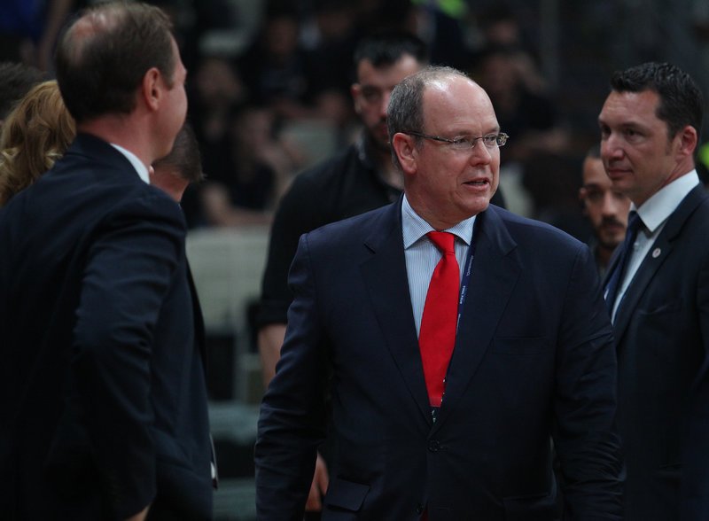 Στις κερκίδες του ΟΑΚΑ για το ΑΕΚ-Μονακό ο πρίγκιπας Αλβέρτος [εικόνες] | iefimerida.gr 1