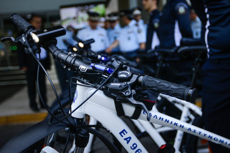 Με 64 νέα ηλεκτροκίνητα ποδήλατα η ΕΛ.ΑΣ. σε πόλεις και νησιά [εικόνες] | iefimerida.gr 0