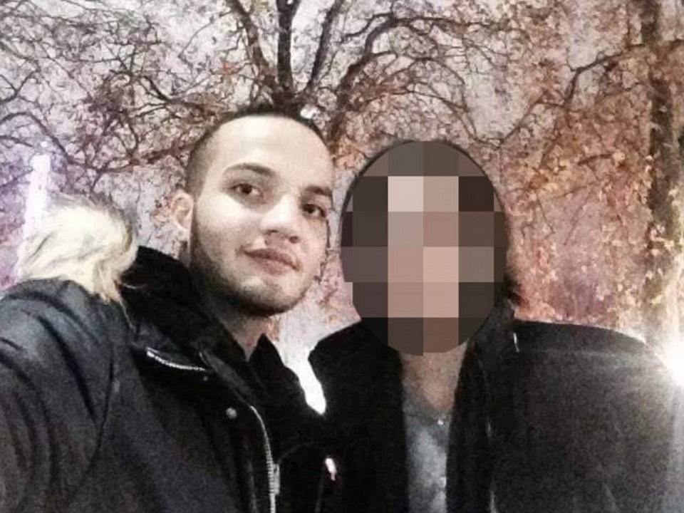 Οι τρομοκράτες του μετρό ήταν υιοθετημένοι από οικογένεια πλούσιων Λονδρέζων -Κυκλοφορούσαν με πολυτελή αμάξια, ακριβά ρολόγια [εικόνες] | iefimerida.gr 6