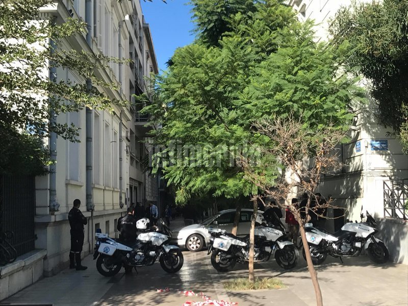 Λήξη συναγερμού στο υπουργείο Εξωτερικών -Το ύποπτο δέμα είχε μέσα πιεσόμετρο [εικόνες] | iefimerida.gr 3