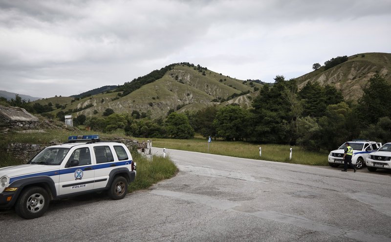 Στήνουν μπλόκα στις Πρέσπες -Επί ποδός η αστυνομία για τη συνάντηση Τσίπρα-Ζάεφ [εικόνες] | iefimerida.gr 2