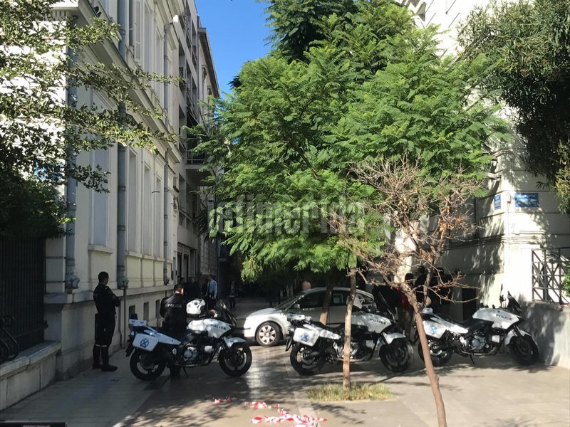 Λήξη συναγερμού στο υπουργείο Εξωτερικών -Το ύποπτο δέμα είχε μέσα πιεσόμετρο [εικόνες] | iefimerida.gr 0