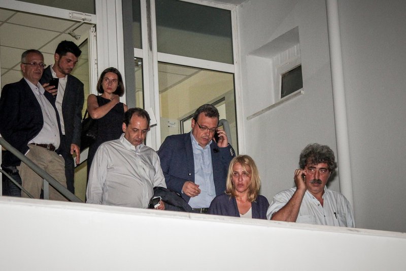 Τσίπρας για τις φωτιές: Ασύμμετρη απειλή, δύσκολη νύχτα-Δεν απέκλεισε προσπάθεια αποσταθεροποίησης [εικόνες & βίντεο] | iefimerida.gr 5