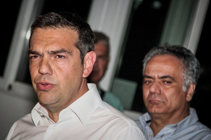 Τσίπρας για τις φωτιές: Ασύμμετρη απειλή, δύσκολη νύχτα-Δεν απέκλεισε προσπάθεια αποσταθεροποίησης [εικόνες & βίντεο] | iefimerida.gr 4
