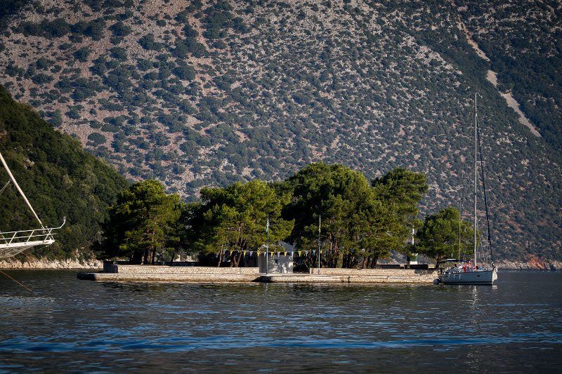 Έφτασε με ελικόπτερο στην Ιθάκη ο Τσίπρας, με Περιστέρα | iefimerida.gr 6
