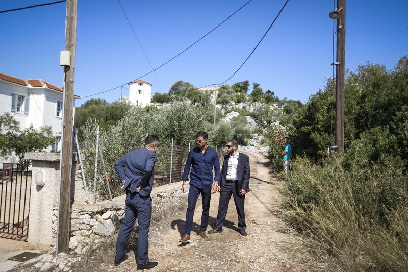 Με Περιστέρα στην Ιθάκη ο Τσίπρας- Φωτογραφίες από το σημείο που έγινε το διάγγελμα [εικόνες] | iefimerida.gr 7