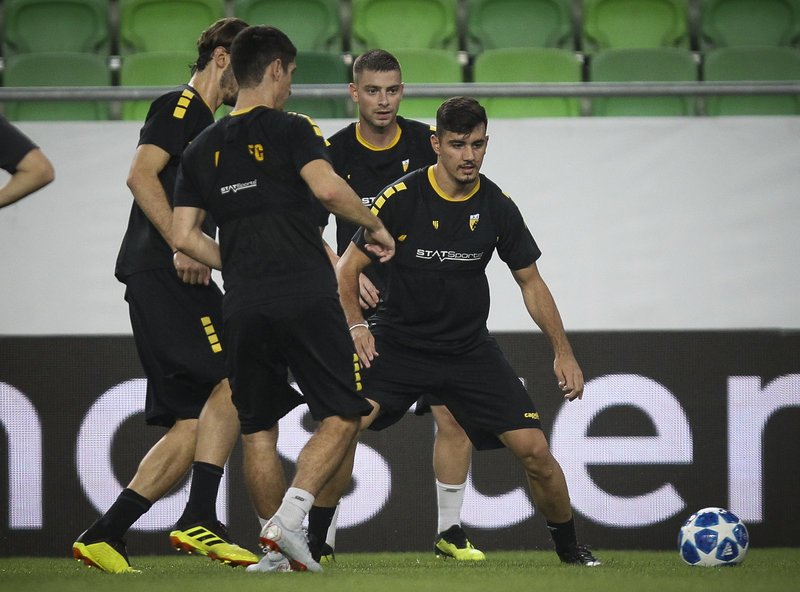 Ουζουνίδης: «Πρέπει να ματώσουμε για να προκριθούμε» [εικόνες] | iefimerida.gr 1