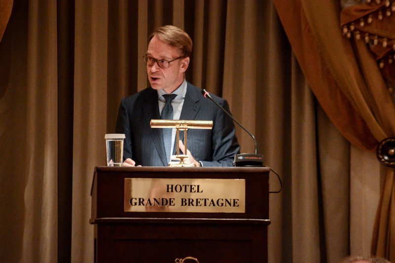 Ο πρόεδρος της Bundesbank Γενς Βάιντμαν μιλά στο δείπνο της ΕΕΤ