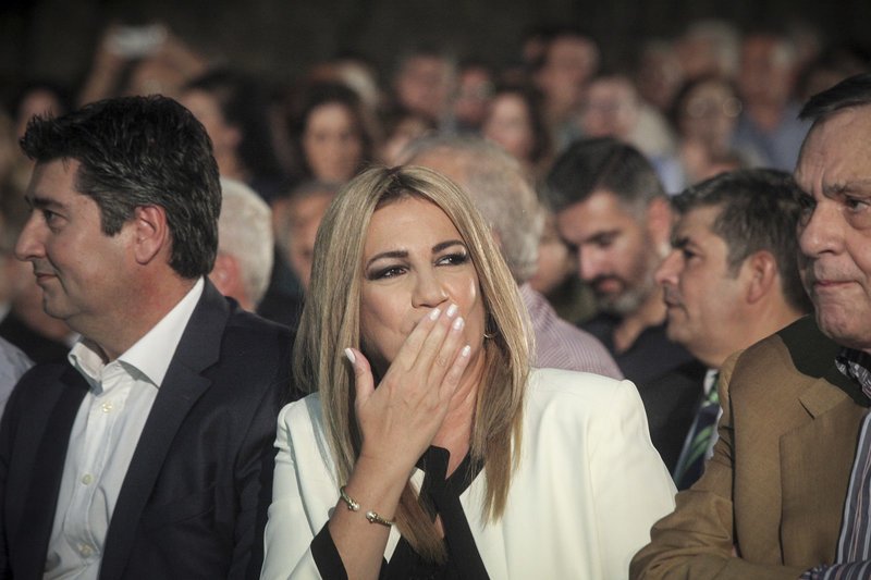 Γεννηματά: «Τσίπρα ό,τι και να κάνεις κεντροαριστερός δε γίνεσαι με γυρολόγους και αζήτητα [εικόνες] | iefimerida.gr 8