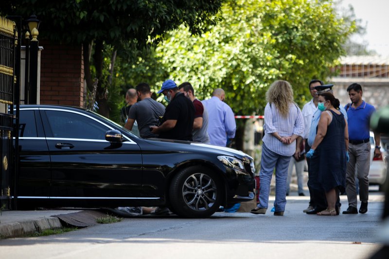 Μαφιόζικο χτύπημα στο Ψυχικό -Ενέδρα θανάτου σε 57χρονο φαρμακοποιό [εικόνες & βίντεο] | iefimerida.gr 3