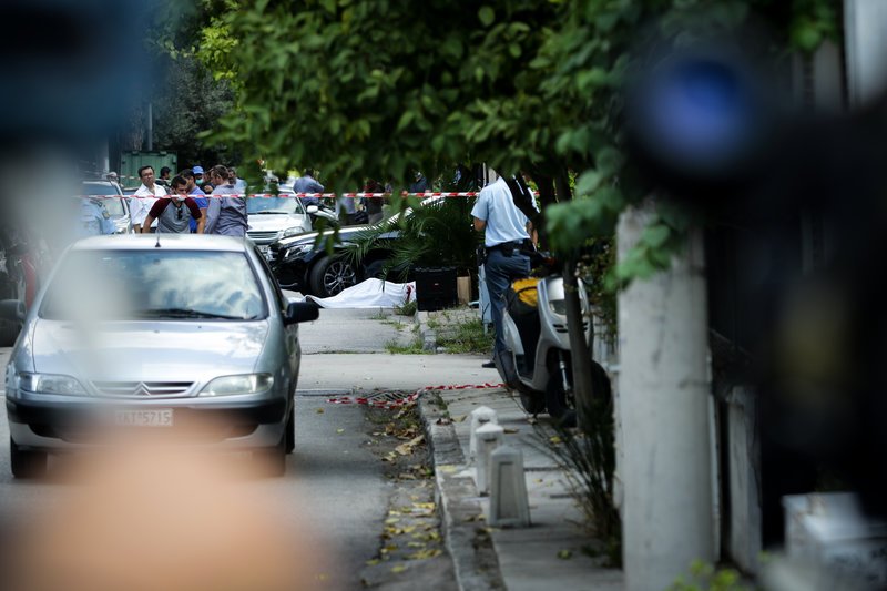 Μαφιόζικο χτύπημα στο Ψυχικό -Ενέδρα θανάτου σε 57χρονο φαρμακοποιό [εικόνες & βίντεο] | iefimerida.gr 0