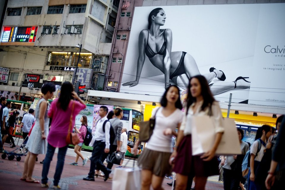 Τα Louis Vuitton στην Κίνα τα έχουν για... στραγάλια: Τι αγοράζουν οι νεόπλουτοι και τι οι αριστοκράτες -Οι 5 τύποι καταναλωτών [εικόνες] | iefimerida.gr 0