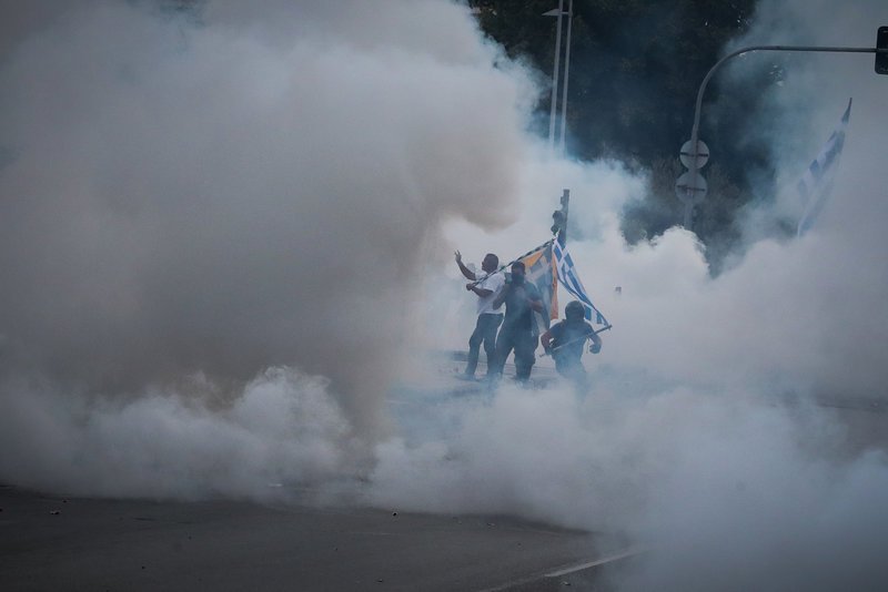 Θεσσαλονίκη: Μερίδα διαδηλωτών επιτέθηκε σε δημοσιογράφους και εικονολήπτες | iefimerida.gr 2