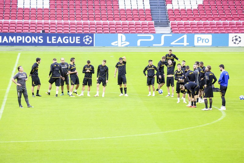 Ουζουνίδης: «Θα κοιτάξουμε να… προβληματίσουμε τον Αγιαξ» [εικόνες] | iefimerida.gr 4