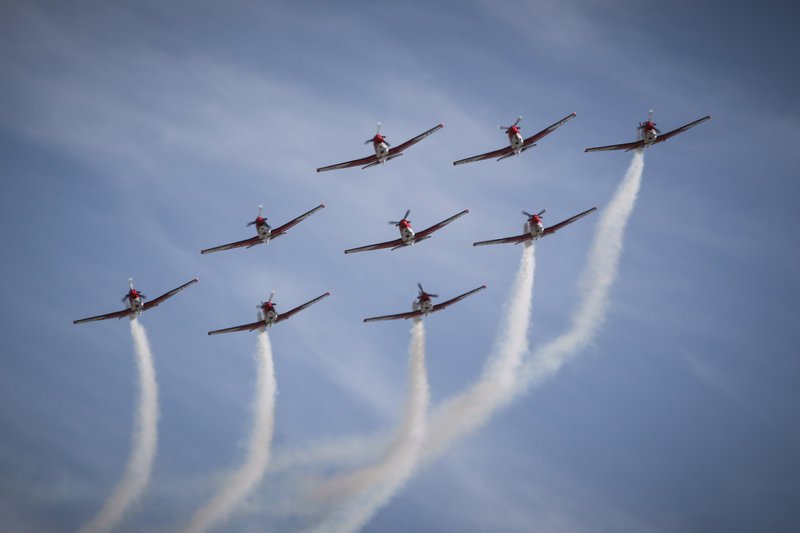 Athens Flying Week: Καθήλωσε το υπερθέαμα με τις κάθετες πτήσεις και τους σχηματισμούς στον αέρα [εικόνες] | iefimerida.gr 61