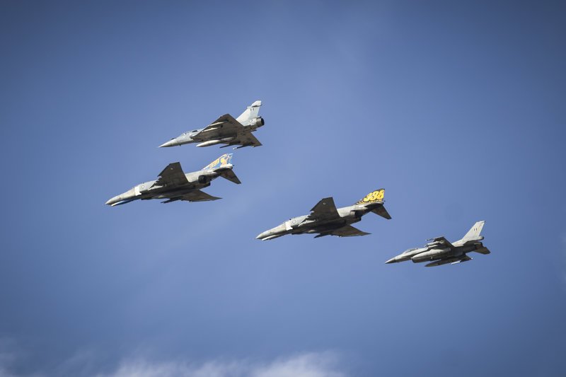 Athens Flying Week: Καθήλωσε το υπερθέαμα με τις κάθετες πτήσεις και τους σχηματισμούς στον αέρα [εικόνες] | iefimerida.gr 84