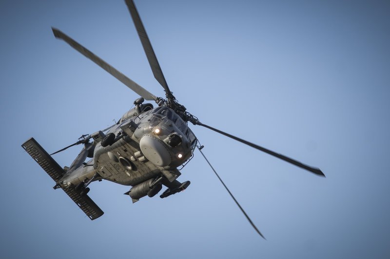 Athens Flying Week: Καθήλωσε το υπερθέαμα με τις κάθετες πτήσεις και τους σχηματισμούς στον αέρα [εικόνες] | iefimerida.gr 86