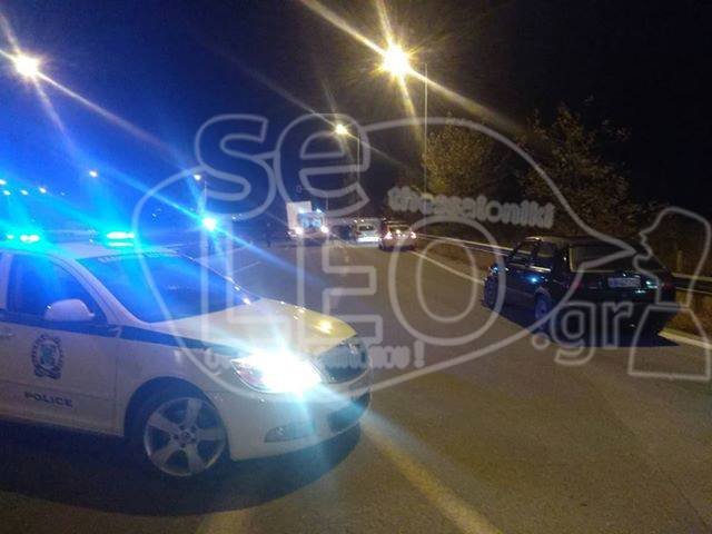 Θεσσαλονίκη: Μετωπική νταλίκας με βαν που μετέφερε πρόσφυγες -Eνας νεκρός, 20 τραυματίες [εικόνες & βίντεο] | iefimerida.gr 14