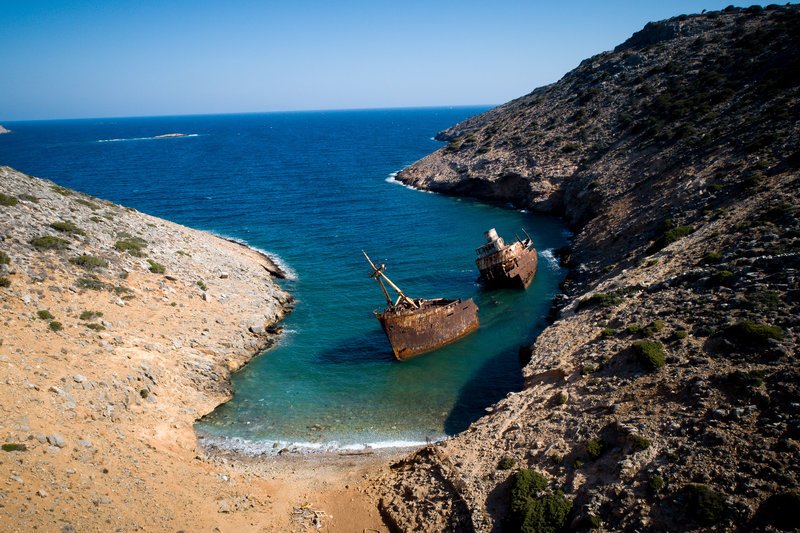 Το κύμα και η ατμόσφαιρα στο σημείο εκείνο δημιουργεί μια παράξενη και μυστηριώδη αίσθηση ακόμη και σήμερα