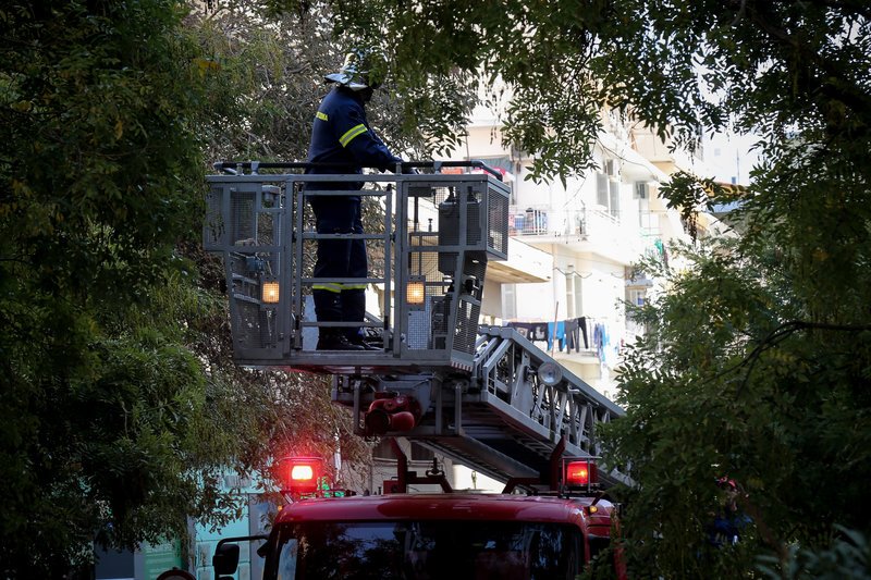 Το σενάριο ήθελε απεγκλωβισμό από τον 5ο όροφο 