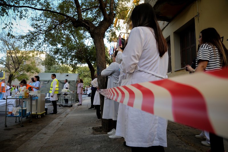 Ασκηση ετοιμότητας των γιατρών σε περίπτωση σεισμού στον Αγιο Σάββα 