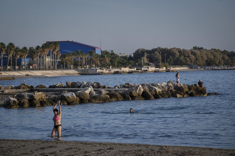 Γυμναστική στη θάλασσα /Φωτογραφία: Eurokinissi