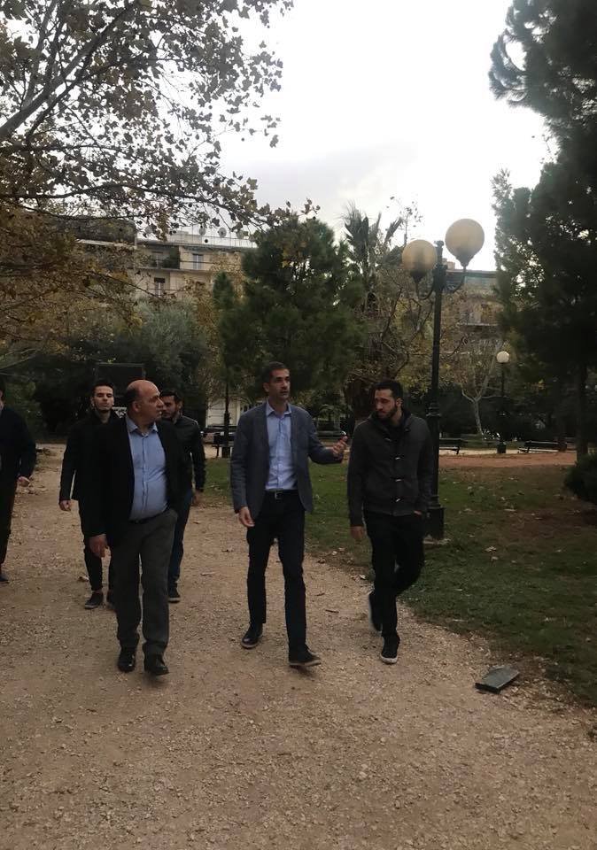 Η βόλτα Μπακογιάννη στις πλατείες Κολιάτσου και Αμερικής -Μίλησε με κατοίκους και επαγγελματίες [εικόνες] | iefimerida.gr 2