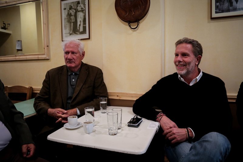 Ο Παύλος Γερουλάνος ξανά στο Κουκάκι -Τι του είπαν οι κατοίκοι για την Airbnb [εικόνες] | iefimerida.gr 3