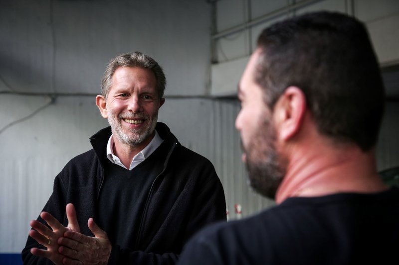 Ο Παύλος Γερουλάνος ξανά στο Κουκάκι -Τι του είπαν οι κατοίκοι για την Airbnb [εικόνες] | iefimerida.gr 1