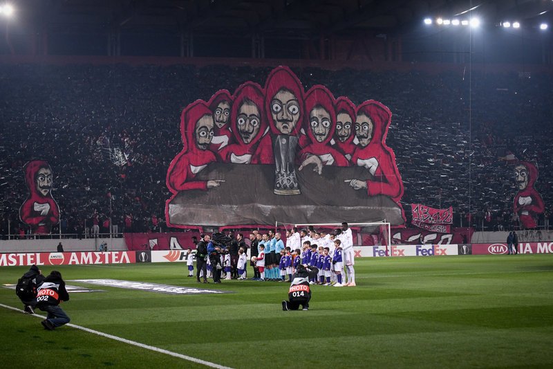 Το «Casa de Papel» πήγε στο Καραϊσκάκη [εικόνες & βίντεο] | iefimerida.gr 1