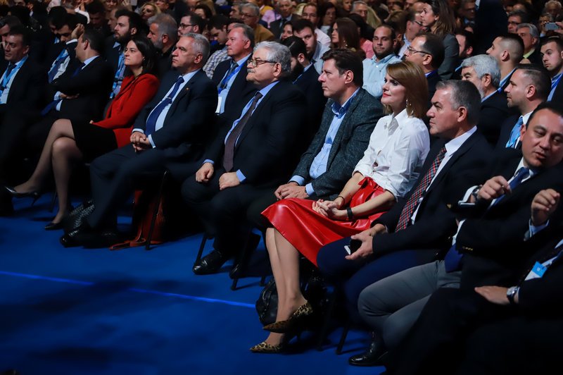 Τα πρωτοκλασάτα στελέχη της ΝΔ στην πρώτη σειρά