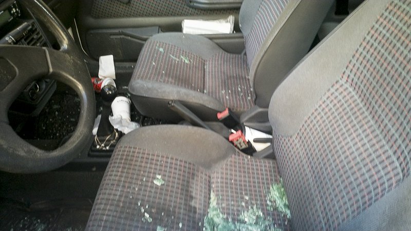 Εδώ ξυλοκόπησαν τον διαιτητή Τζήλο -Αίματα και σπασμένα τζάμια [εικόνες] | iefimerida.gr 4