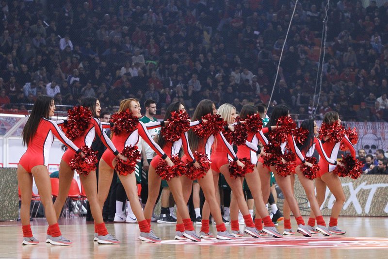 Οι τσιρλίντερ του Ολυμπιακού έβαλαν... φωτιά στο ΣΕΦ! [εικόνες] | iefimerida.gr 0