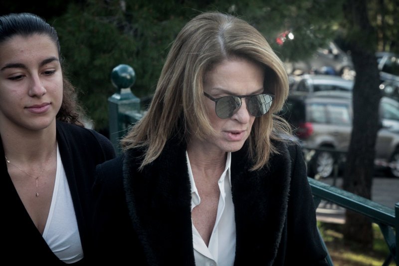 Πλήθος κόσμου στο τελευταίο αντίο στον Θέμο Αναστασιάδη [εικόνες & βίντεο] | iefimerida.gr 46