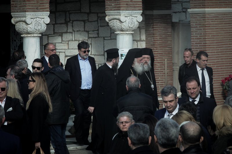 Ο Αρχιεπίσκοπος Ιερώνυμος με την συνοδεία του