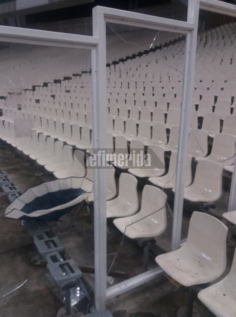 Πεδίο μάχης το ΟΑΚΑ -Φωτογραφίες και βίντεο-σοκ από τα επεισόδια | iefimerida.gr 7