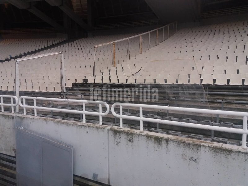 Πεδίο μάχης το ΟΑΚΑ -Φωτογραφίες και βίντεο-σοκ από τα επεισόδια | iefimerida.gr 6