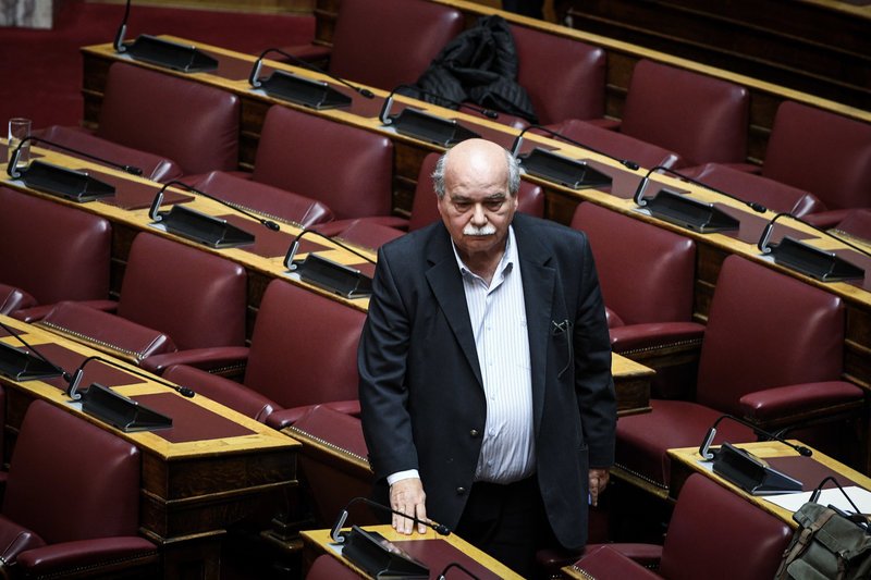 Ο Νίκος Βούτσης στα έδρανα των βουλευτών --Φωτογραφία: Intimenews/ΛΙΑΚΟΣ ΓΙΑΝΝΗΣ