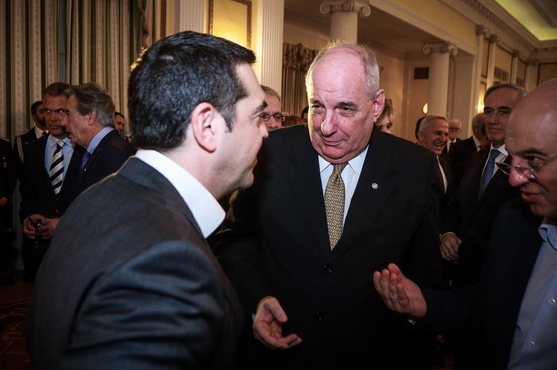 O πρωθυπουργός με τον Τέρενς Κουίκ / Φωτογραφία: EUROKINISSI